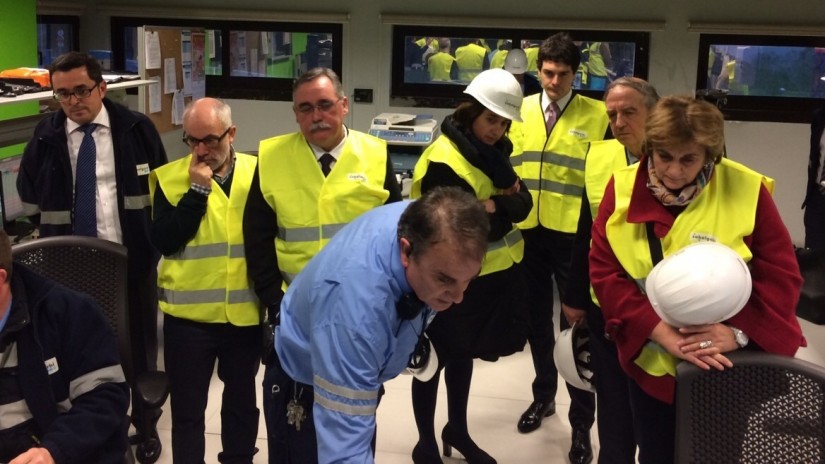 La Comisión de Medio Ambiente y Cambio Climático del Senado visita las plantas de tratamiento de residuos de Bizkaia