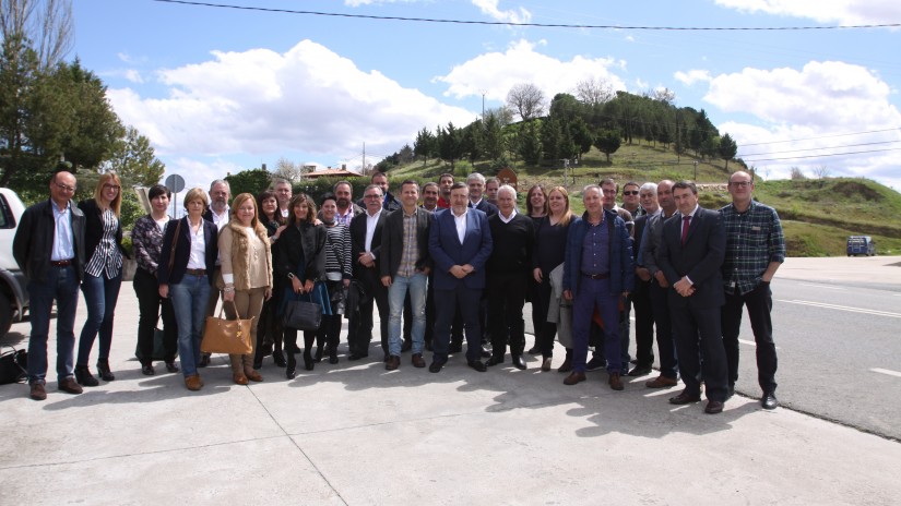 Senadores y diputados de EAJ-PNV visitan Treviño y Rioja Alavesa para conocer sus demandas y llevarlas a Madrid