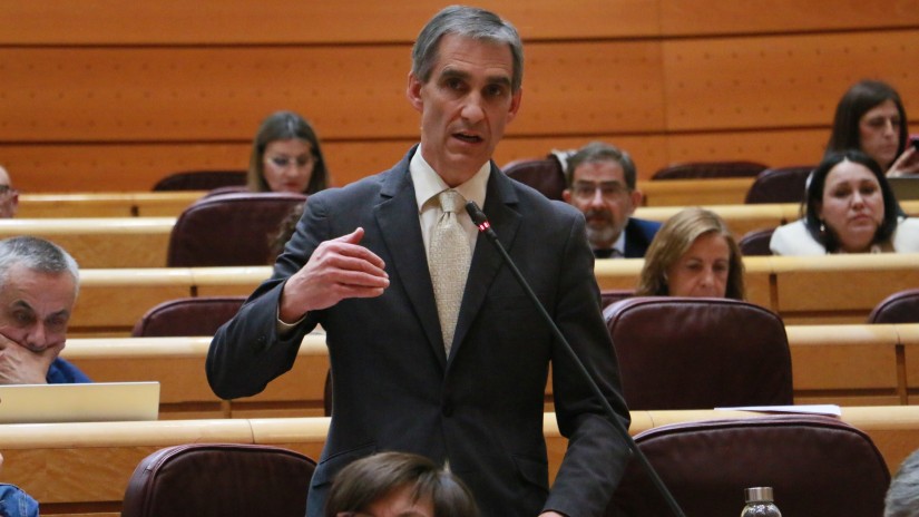 EAJ-PNV traslada al ministro Óscar Puente la preocupación en Enkarterri por los graves problemas de seguridad y servicio en la línea ferroviaria