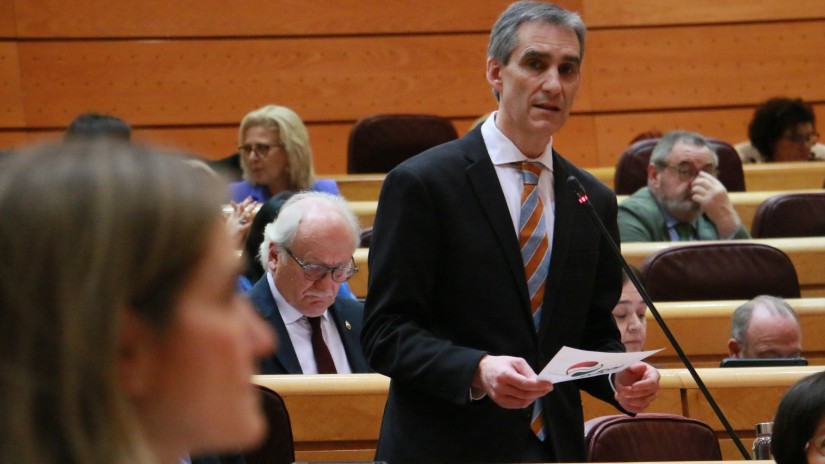 EAJ-PNV trasladará al Gobierno español su preocupación por el retraso que el decreto anticrisis acarreará en la conexión industrial de la red de transporte eléctrico