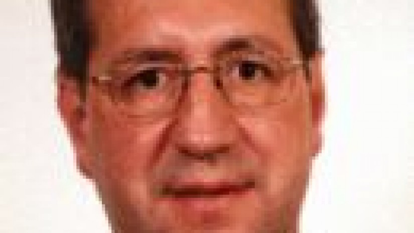 Javier Maqueda : “El ministerio de Educación nos vende cada día una cosa distinta respecto a la implantación del nuevo mapa universitario”