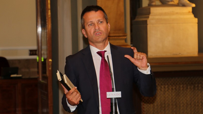 Bildarratz advierte al PP que debe optar entre tender puentes o levantar muros