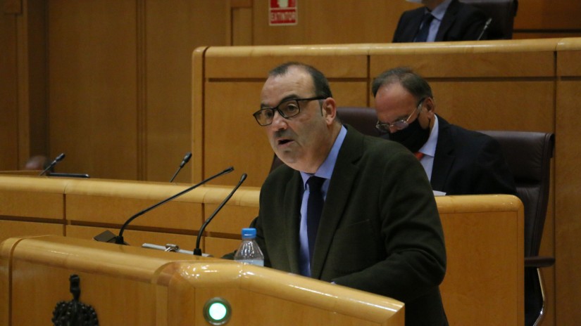 Uribe-Etxebarria emplaza a Marruecos a abandonar su estrategia de amenaza y a respetar el Derecho Internacional y los Derechos Humanos