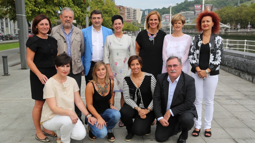 EAJ-PNV en Bizkaia elige a sus candidatas y candidatos al Congreso de los Diputados y al Senado EAJ-PNV en Bizkaia elige a sus candidatas y candidatos al Congreso de los Diputados y al Senado
