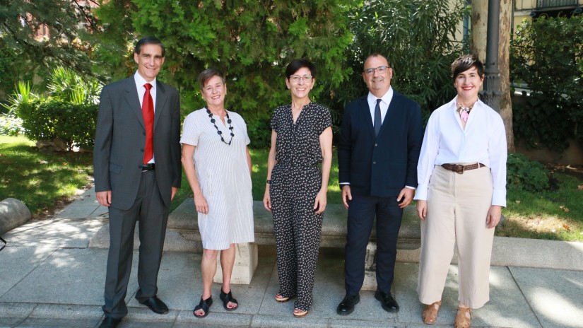 EAJ-PNV apremiará al Gobierno central a legislar la instalación de plantas fotovoltaicas flotantes en el dominio público hidráulico EAJ-PNV apremiará al Gobierno central a legislar la instalación de plantas fotovoltaicas flotantes en el dominio público hidráulico